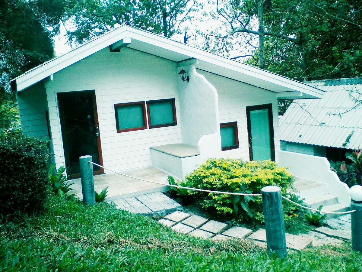 Hotel Red Z Cool Mountain Khao Kho Exterior foto